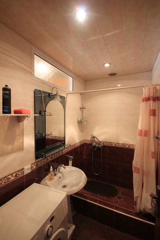 Republic Square Apartment Ереван Номер фото